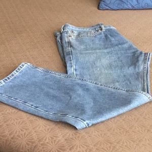 Levi Jeans 36 x 32, EUC,